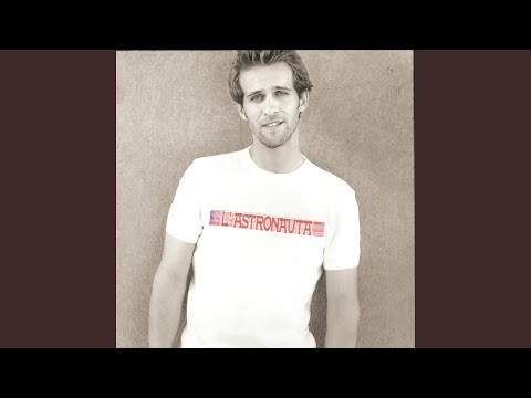 L'astronauta (Official Version)