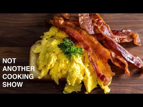 PERFECT BACON AND SCRAMBLED EGGS