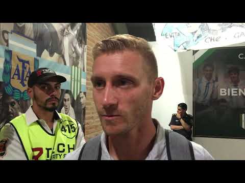 Maxi Caire: "Diego nos felicitó a todos por la entrega" / Banfield 1 - Gimansia 1