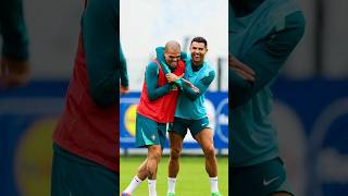 Download lagu Pepe pensiun dan Ronaldo kehilangan sahabat sejati😭#pepe #ronaldo #shorts mp3 Download lagu Pepe pensiun dan Ronaldo kehilangan sahabat sejati😭#pepe #ronaldo #shorts mp3