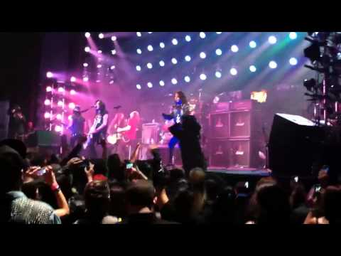 Slash & Alice Cooper "School's Out" Revolver God Awards