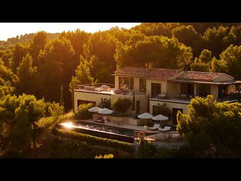 LE MAS ESTELLO - A VILLA IN THE SOUTH OF FRANCE