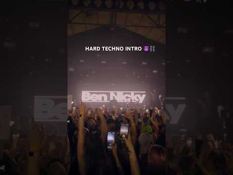 Hard Techno intro at my Misfit night in Bristol #hardtechno #techno