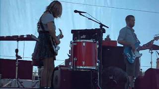 Decemberists-This Is Why We Fight (live)