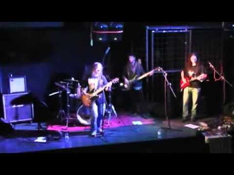 Wall of silence - Toni Smith & Blacksmith underground Live at rec on fire