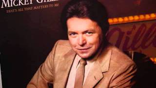 The More I Turn The Bottle Up - Mickey Gilley