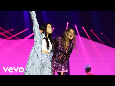 TINI, Becky G - La Loto (Live at Madrid, WiZink Center Tour 2022)