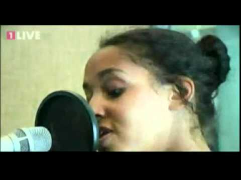 Stadt - Cassandra Steen Unplugged 1live