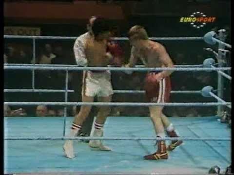 Carlos Palomino vs John H Stracey Full Fight.
