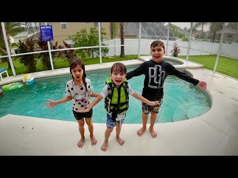 DIVERSÃO COM OS PRIMOS NA PISCINA - Familia Brancoala