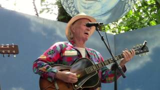 Michael Hurley Sings Waiting For The Aliens