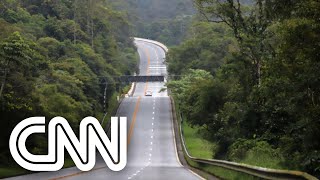 Acidente com ônibus provoca uma morte e deixa 34 feridos na rodovia Mogi-Bertioga | CNN Domingo