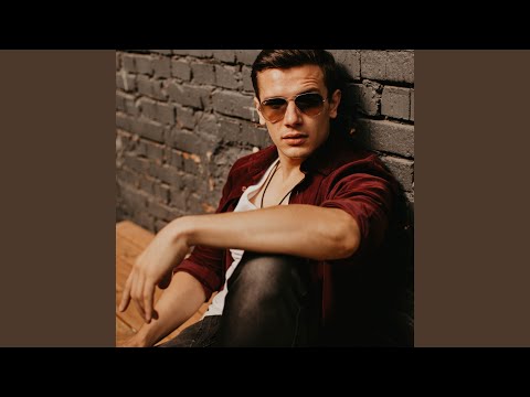 Video thumbnail for Ты сводишь меня с ума (You Drive Me Crazy)