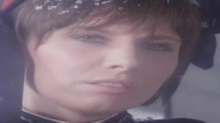The Pretenders - Have Yourself A Merry Little Christmas (Music Video)