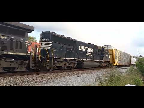 NS P12 with NS 4133 AC44C6M and NS 6904 SD60E