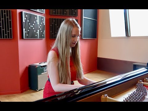 Kristina Miller plays Bizet-Horowitz Carmen Variations