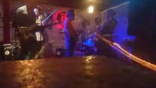 Cruzando puertas, casi una diosa, delirios. Cover robi draco rosa