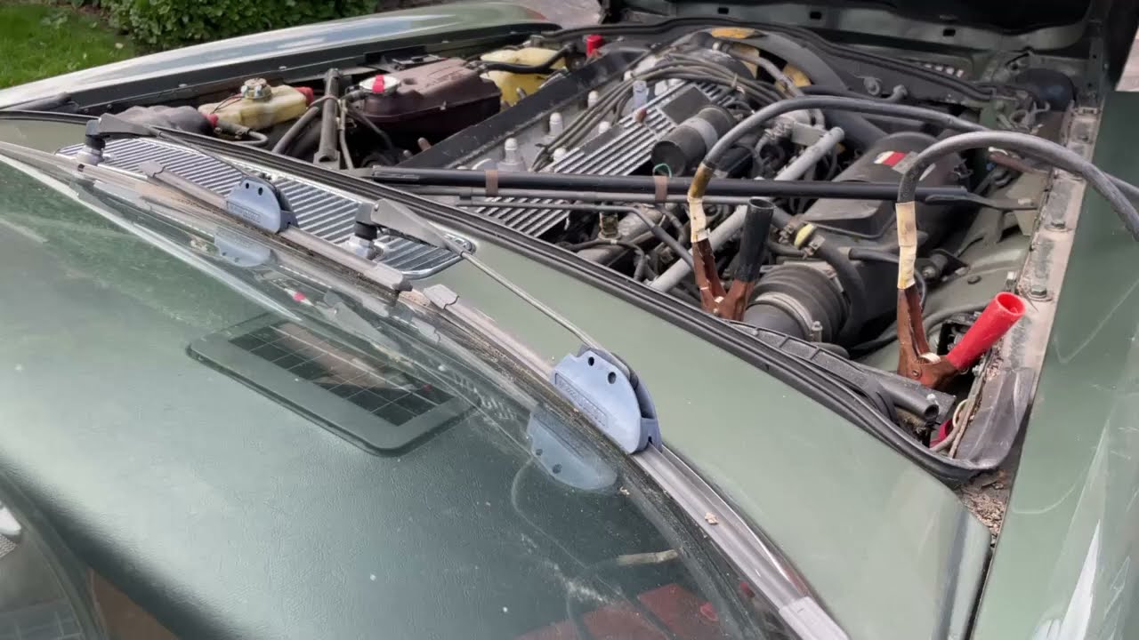 **SOLD  By Auction** No Reserve – 1984 Jaguar XJ6 Sovereign Saloon Project