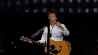 Paul McCartney - And I Love Her - Philadelphia 07-12-2016