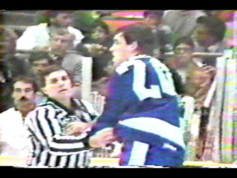 Jim Korn vs Bob MacMillan 10-16-83