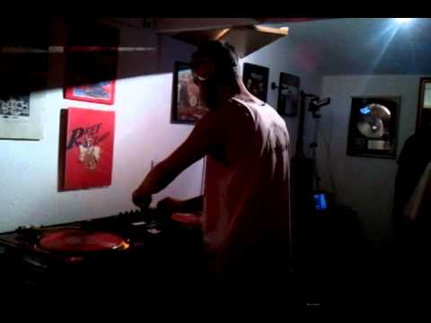DJ ZIPLOCK @ THE REVOLUTION SHOW