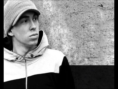 John Dahlback vs Shakedown Pyramid At Night Hardwell Bootleg