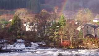 preview picture of video 'Rainbow Christmas Day River Dochart Killin Scotland'