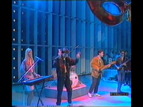 Nuovi Angeli "Singapore"+"Donna felicità" 1989, con Loretta Goggi.