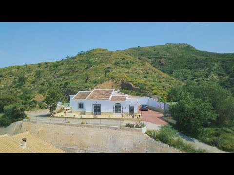 SOLD! Three bedroom villa for sale in Albanchez with amazing views / Villa Views - AH12988