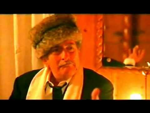 Moderno - Una delle migliori scene di sempre di Christian De Sica