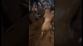 Download lagu 2 Girls Mud Wrestle 😱 mp3