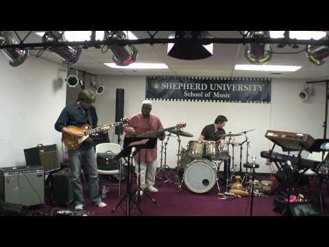 Butterfly (Abraham Laboriel, Otmaro Ruiz, Allen Hinds, Jimmy Branly)