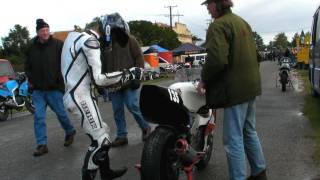 preview picture of video '2009 Burt Munro Challenge Roadrace Event Pt 1'