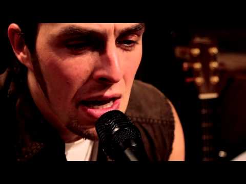 Pumped Up Kicks (Foster The People) - live in-studio acoustic cover