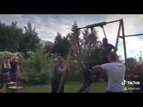 MEME negros bailando con ataúd