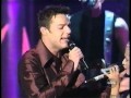 Ricky Martin and Christina Aguilera live at the WMA ...
