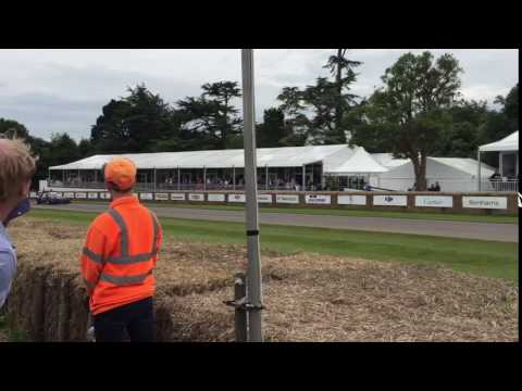 Monster rally Ford RS200