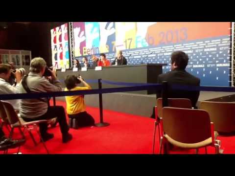 Juliette Binoche - press conference Berlinale 2013