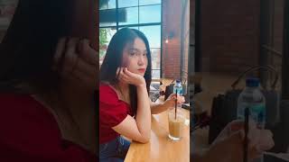 Download lagu Video Mentahan Halu Nongkrong Di cafe sama cewek cantik. Buat manasin mantan. STORY HALU mp3