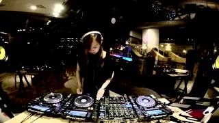 Kisser at DJ Warehouse