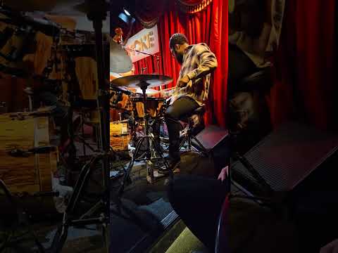 MARCUS GILMORE MUST BE THE BIGGEST DIVA OF TODAY'S JAZZ SCENE!!