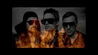 30 Seconds To Mars   Merry Christmas