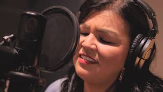 Jesous Ahathonhia (Huron Carol) - Sultans of String feat. Crystal Shawanda