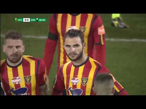 Infortunio di Manuel Scavone  in Lecce Ascoli ;GIOCATORE FUORI PERICOLO!1