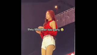 they shouldn't have done that to her 😭 #itzy #yuna