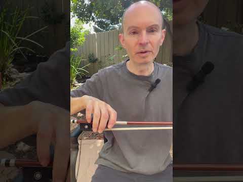 Finger placement on the cello bow