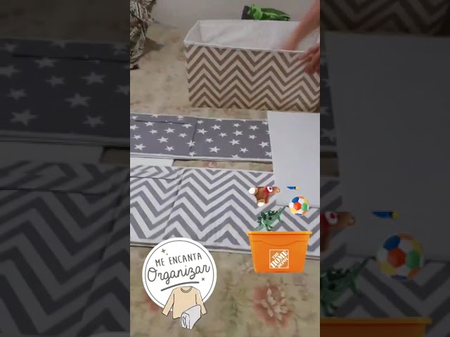Vídeo relacionado con Organizador de almacenamiento plegable con 7 compartimentos para sujetadores, calcetines, bragas hechas de tela de poliéster y estructura de polipropileno reforzada (gris)