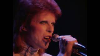 David Bowie - Cracked Actor (Live at Hammersmith Odeon, London 1973) [4K Upgrade]