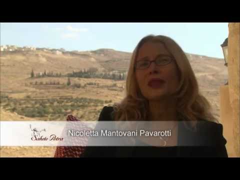 Salute Petra - 01 - Intros