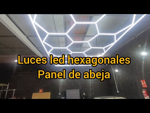 Vídeo relacionado con Luces LED hexagonales PlayStation - Producto oficial, decoración de sala de juegos personalizable, iluminación controlada por remoto y modos reactivos a la música